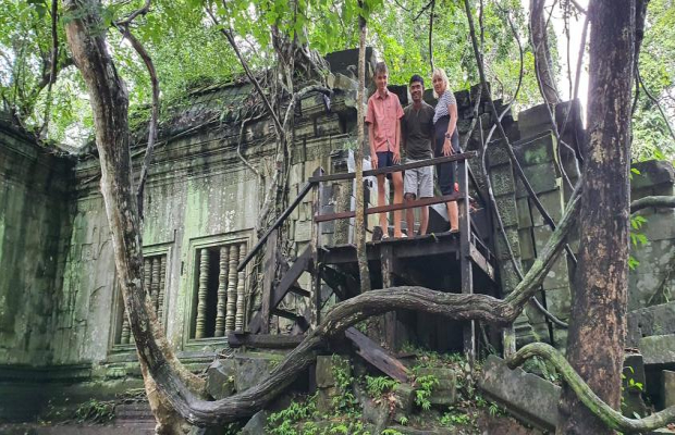 Ruins Beng Mealea temple